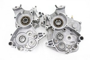 Картер двигателя SX65 09-23 46230000244